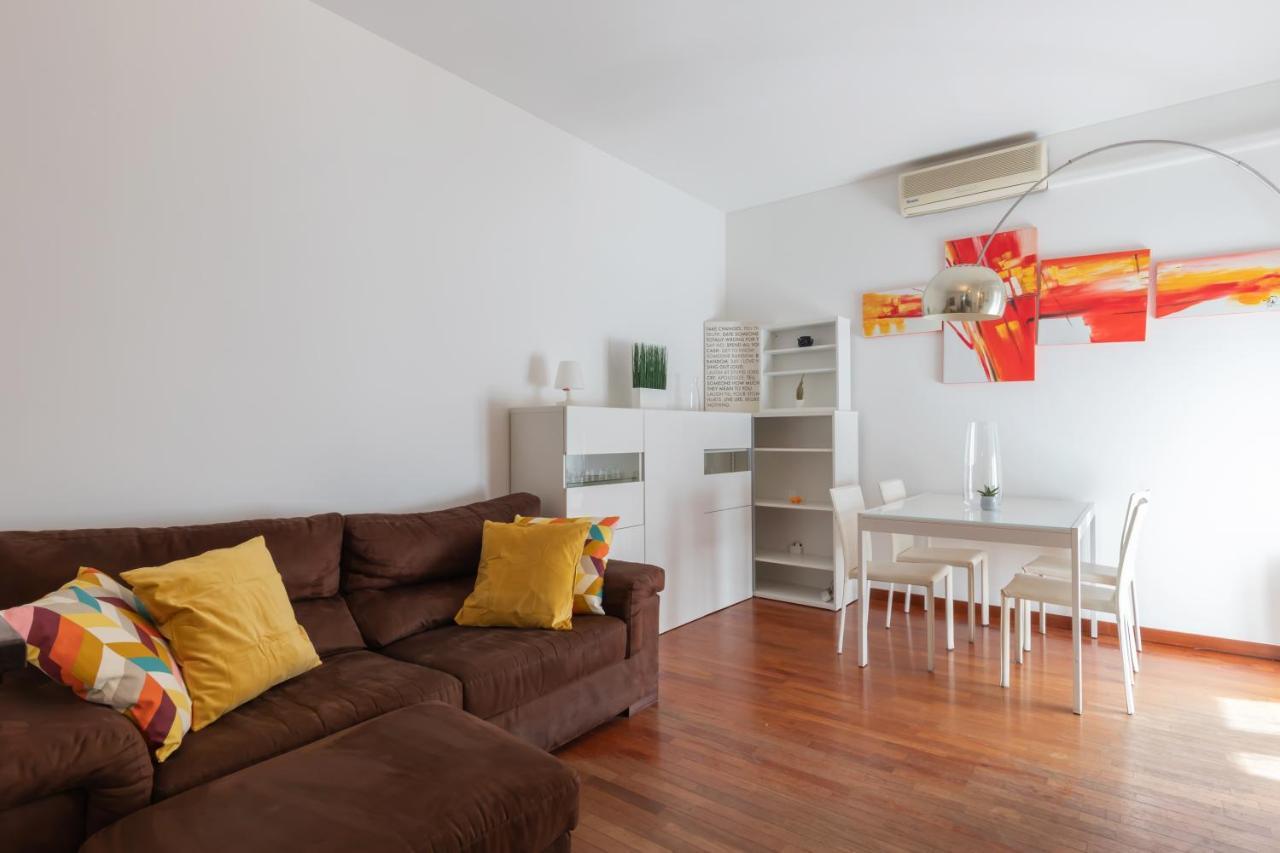 Terrace At 20 Minutes From Duomo - Homeunity Μιλάνο Εξωτερικό φωτογραφία